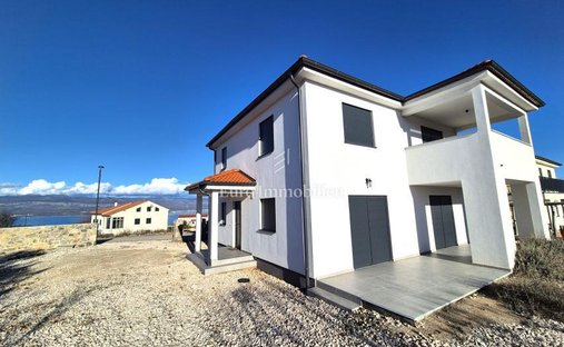 House in Vrbnik, Primorje-Gorski Kotar County, Croatia 1