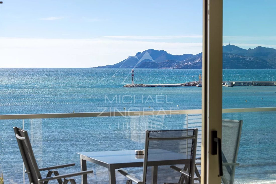 Apartment in Cannes, Provence-Alpes-Côte d'Azur, France 3 - 10651542