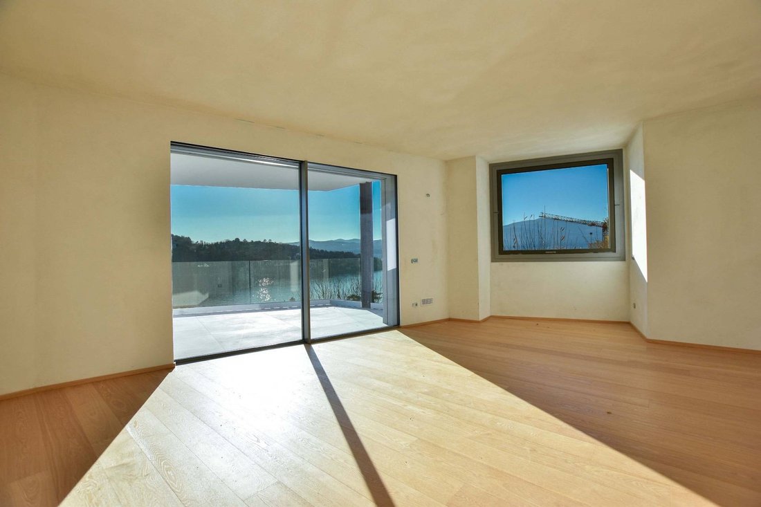 Apartment in Laveno-Mombello, Lombardy, Italy 2 - 17218736