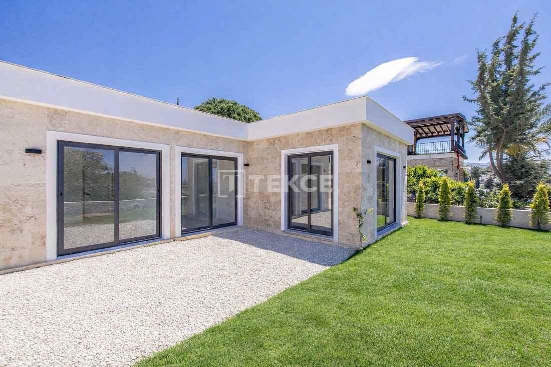 Villa in Gümüşlük, Muğla, Turkey 2 - 17104437