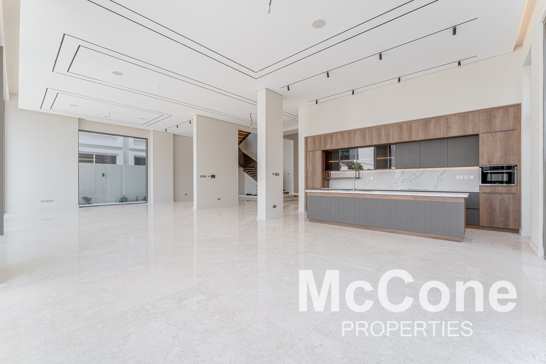 Villa in Jumeirah Islands / Juzur Jumeirah, Dubai, United Arab Emirates 3 - 17233531