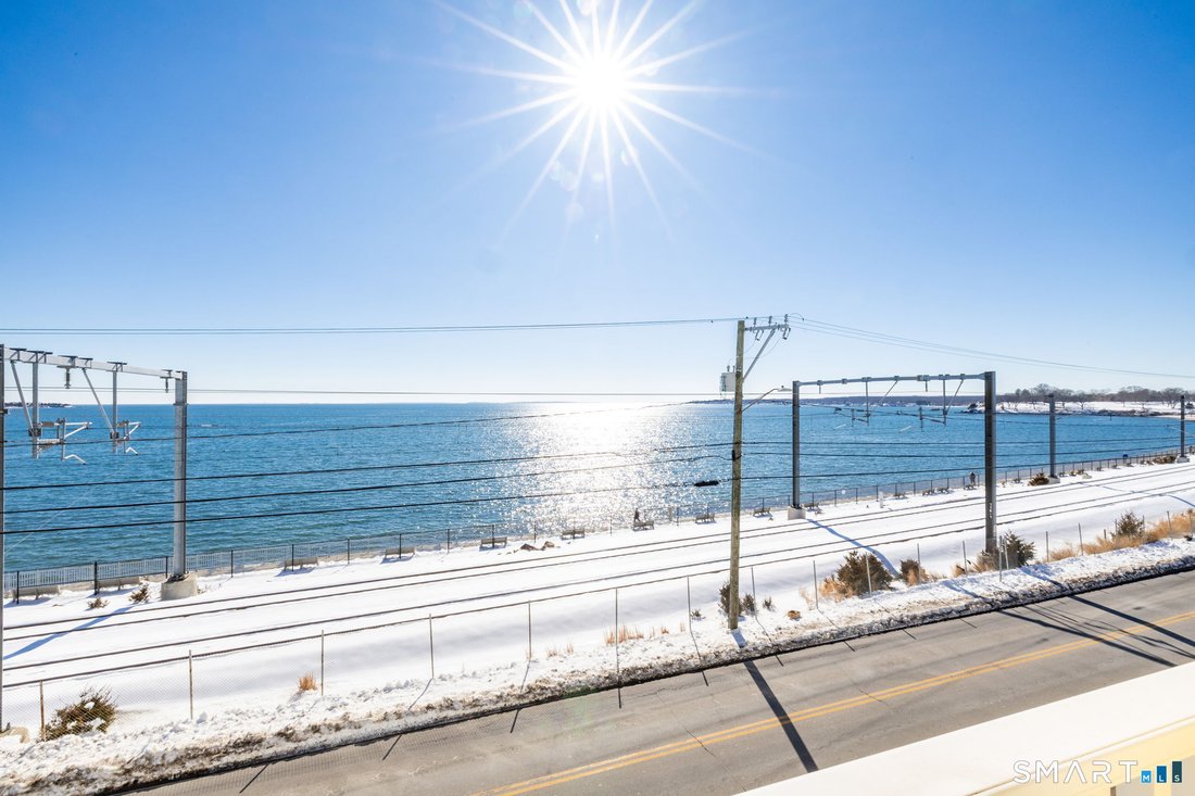 Condo in East Lyme, Connecticut, United States 5 - 17219533