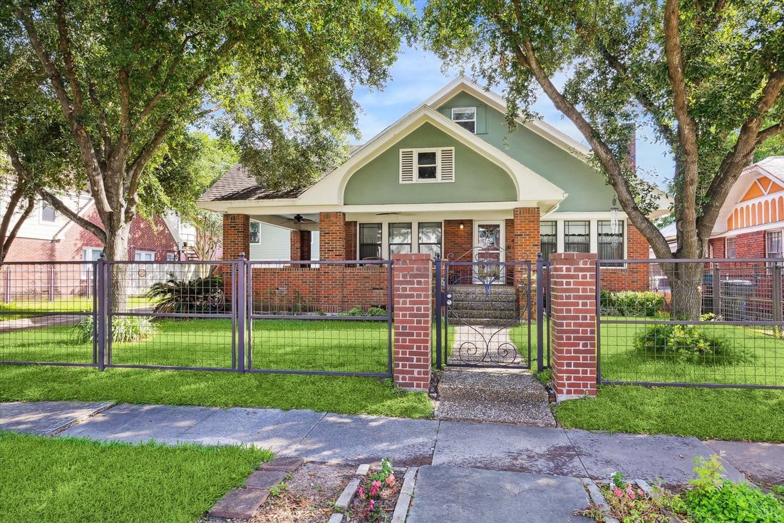 House in Houston, Texas, United States 1 - 17228229