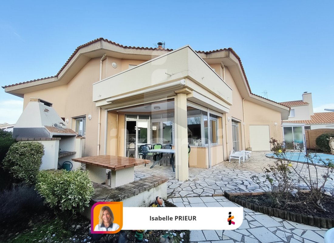 House in Les Sables-d'Olonne, Pays de la Loire, France 1 - 17223607