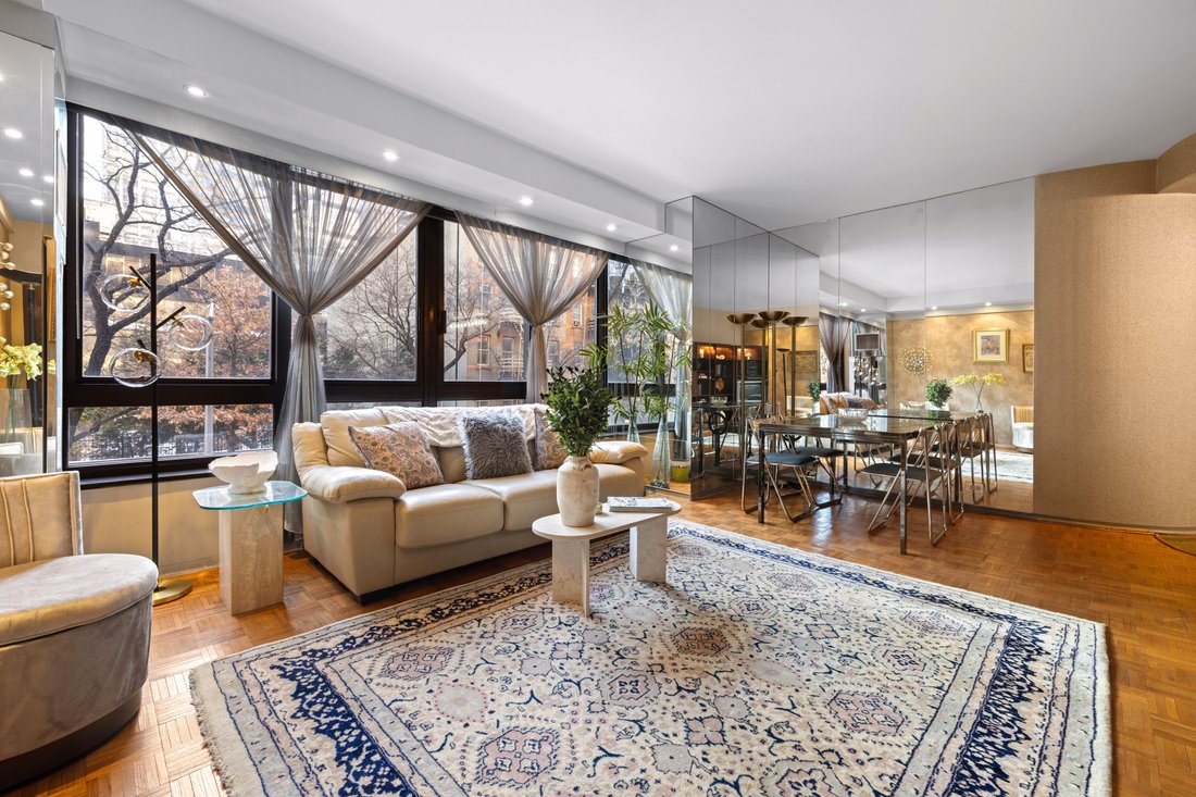 Condo in New York, New York, United States 1 - 17225077