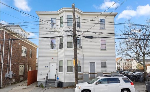 North Providence, Rhode Island, United States 1
