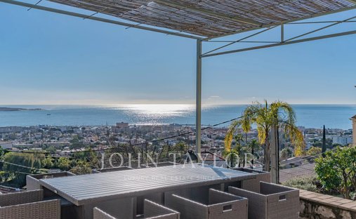 Villa in Gabelle-Courcettes-Les Clos, Vallauris, France 1