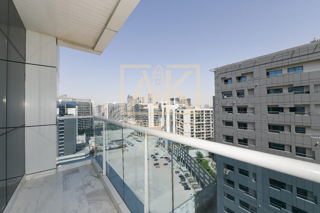 Apartment in Business Bay, Dubai, United Arab Emirates 1 - 17218873