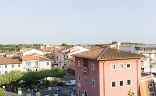 Apartment in Center, Forte dei Marmi, Tuscany 1