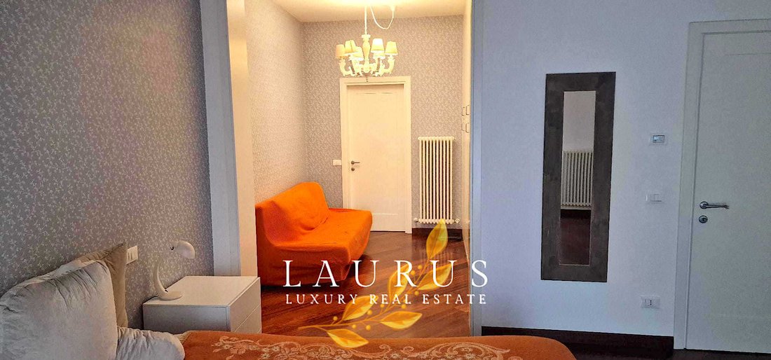 Apartamento en Jesolo Pueblo, Jesolo, Véneto 3 - 17223075