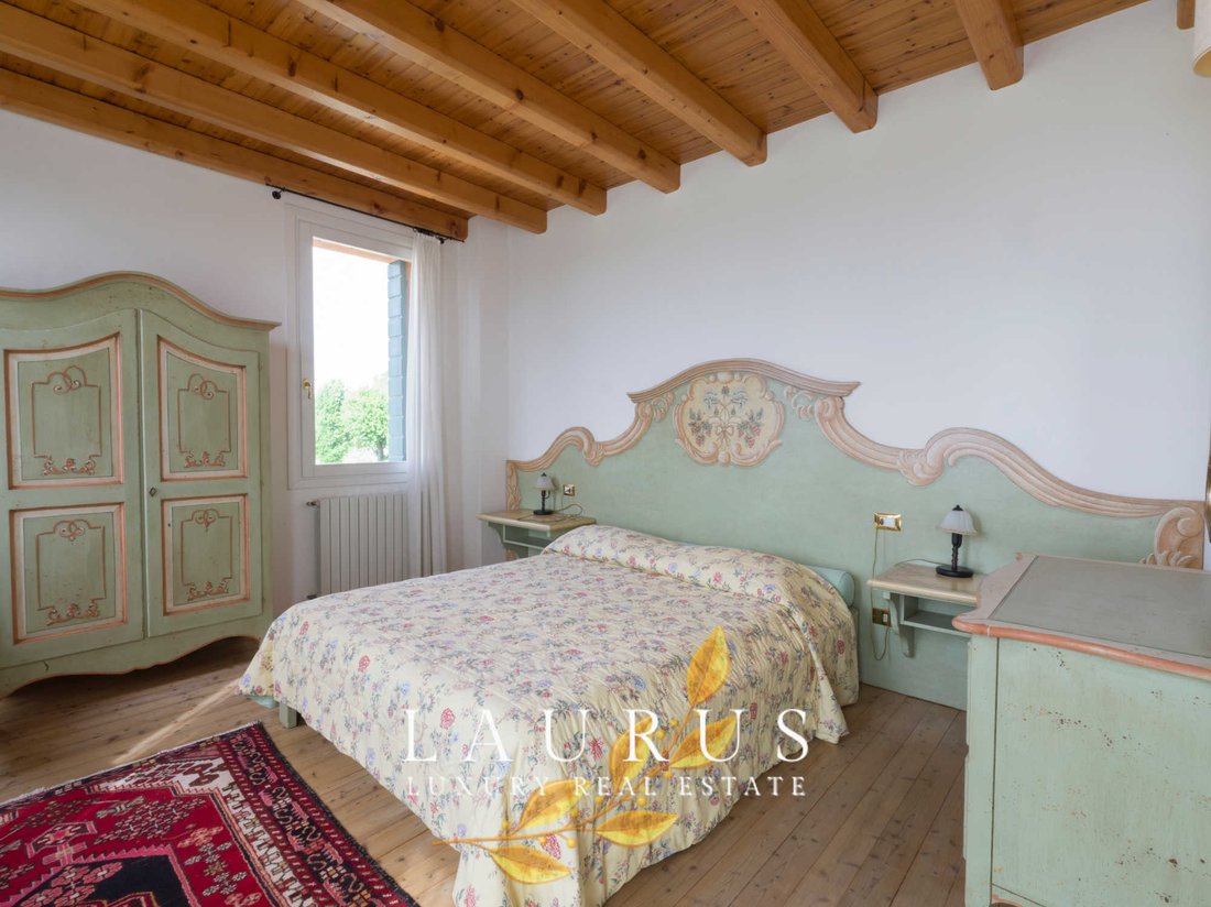 Villa in City Center, Conegliano, Veneto 4 - 17222701