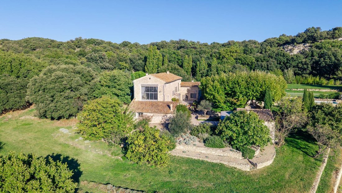 Estate in Grignan, Auvergne-Rhône-Alpes, France 2 - 16130475