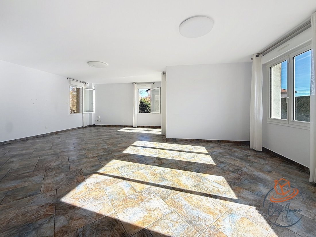 Villa in Cessy, Auvergne-Rhône-Alpes, France 5 - 16702323