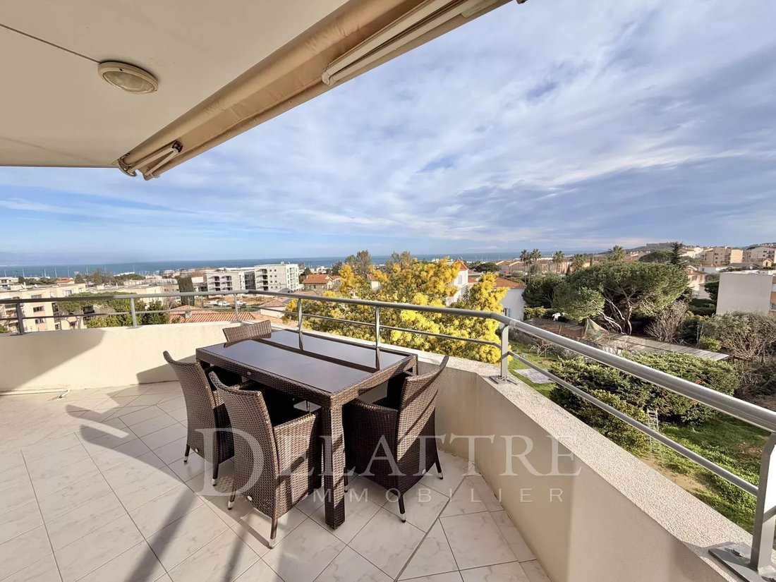 Apartment in Antibes, Provence-Alpes-Côte d'Azur, France 2 - 17220825
