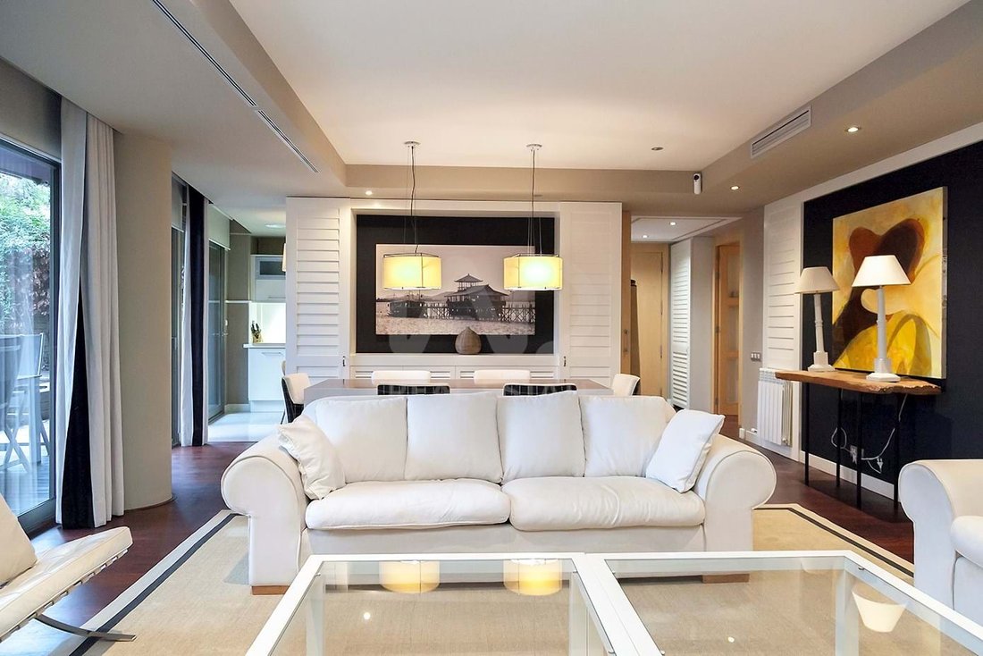 Apartment in Les Corts, Barcelona, Spain 4 - 17227548