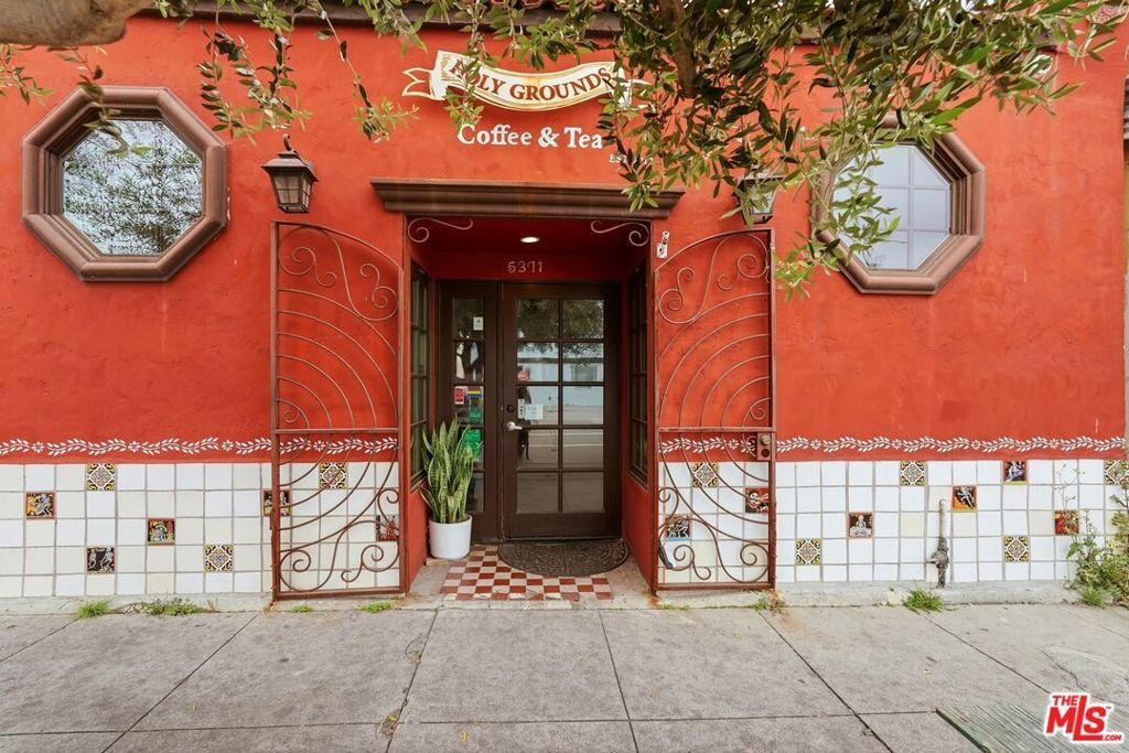 Los Angeles, California, United States 2 - 17224767