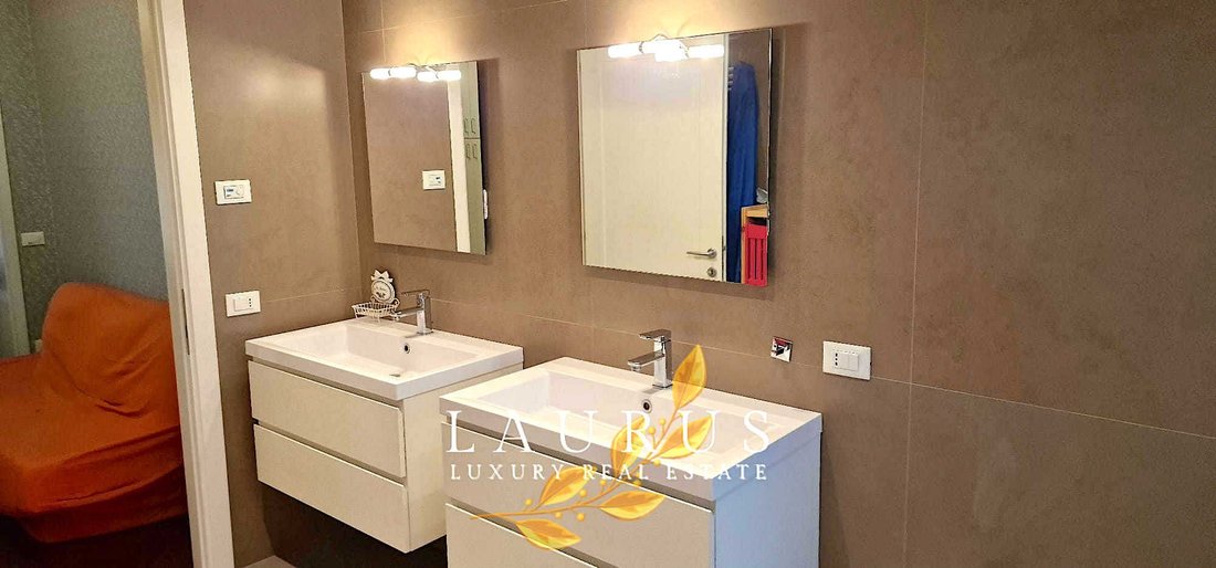 Apartamento en Jesolo Pueblo, Jesolo, Véneto 2 - 17223075