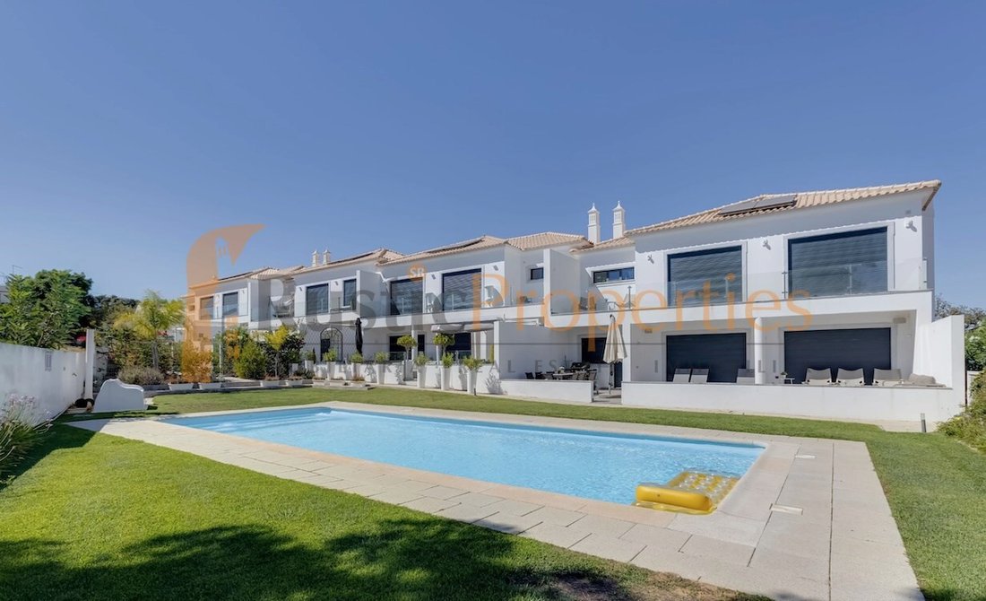 Villa in Almancil, Algarve, Portugal 1 - 15196756