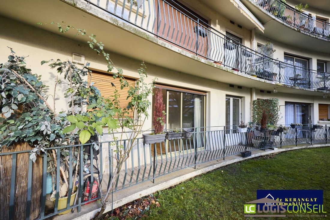 Apartment in Wallon, Le Plessis-Robinson, France 1 - 17229185