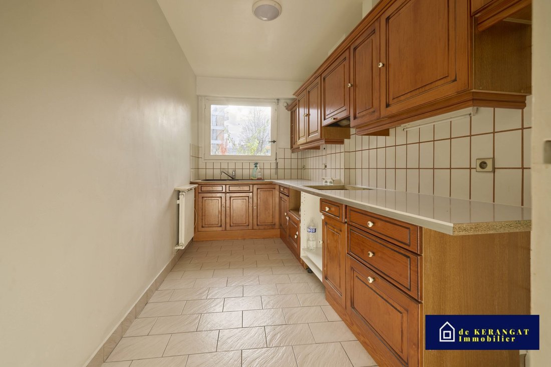 Apartment in Wallon, Le Plessis-Robinson, France 3 - 17228660