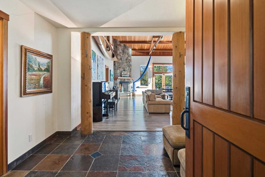 House in Lake Oswego, Oregon, United States 4 - 17219475
