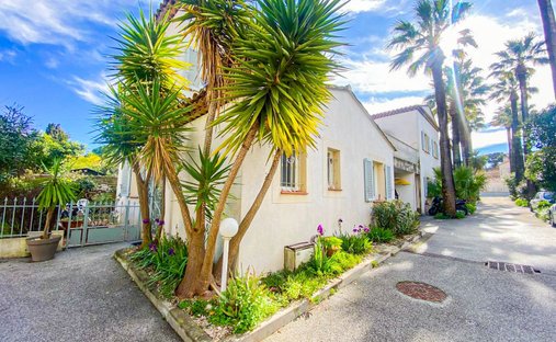 Haus in Cap Brun, Toulon, Frankreich 1