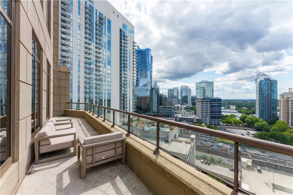 Condo in Atlanta, Georgia, United States 3 - 17233105
