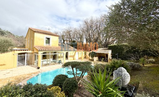 House in Centre Ville, Vauvert, France 1