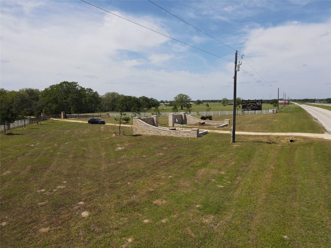 House in Weimar, Texas, United States 5 - 17228261