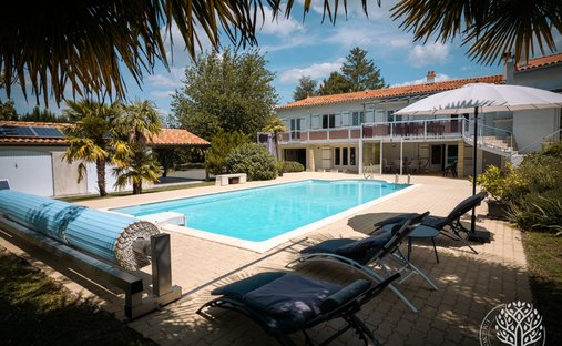 House in Taillant, Nouvelle-Aquitaine, France 1