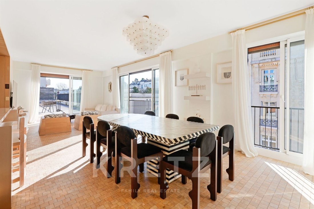 Apartment in Charles Laffitte, Neuilly-sur-Seine, France 3 - 17230567