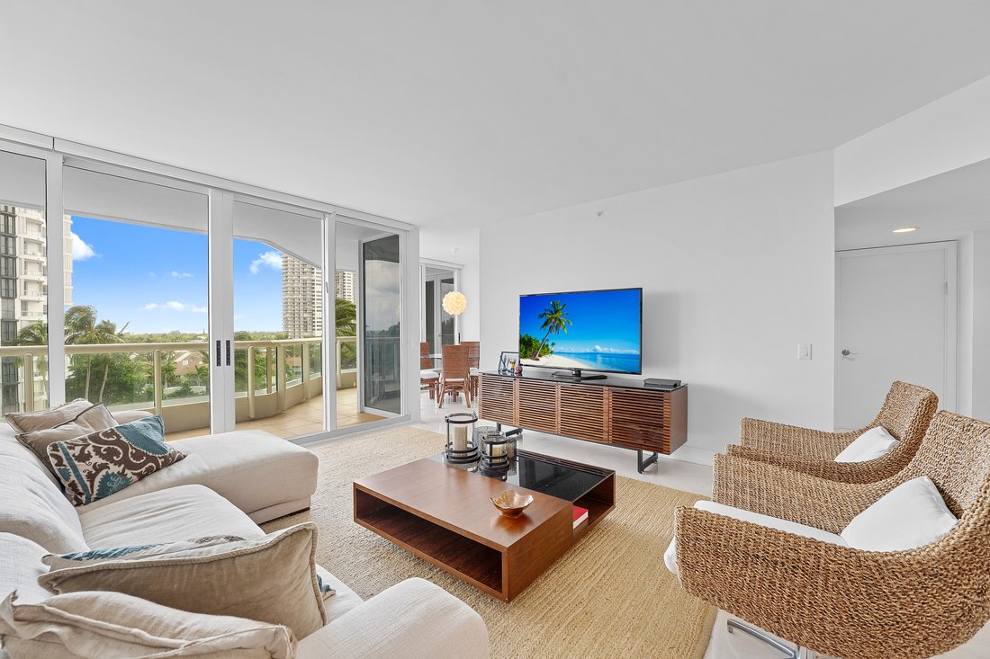 Condo in Aventura, Florida, United States 1 - 17225110