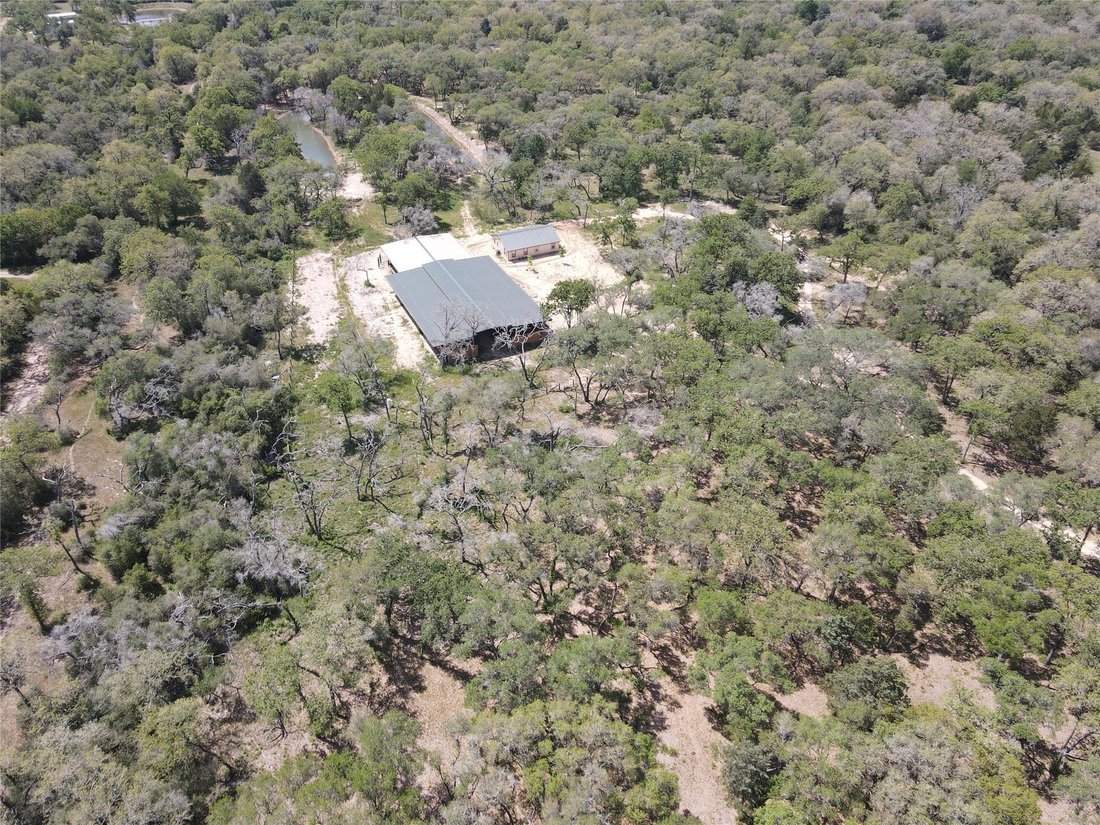 House in Weimar, Texas, United States 4 - 17228261