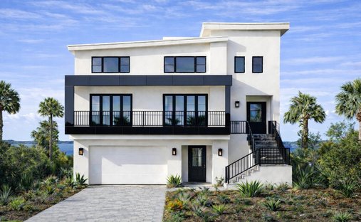 Land in St. Petersburg, Florida, United States 1