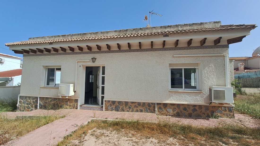 Villa in Orihuela, Valencian Community, Spain 1 - 17224045