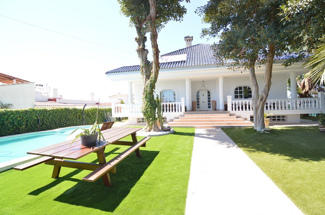 Villa in Torrevieja, Valencian Community, Spain 2 - 17224034