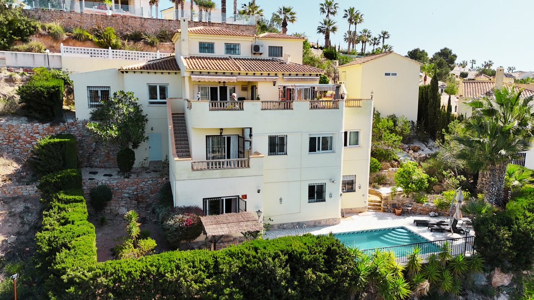 Villa in Alicante, Valencian Community, Spain 2 - 17224018