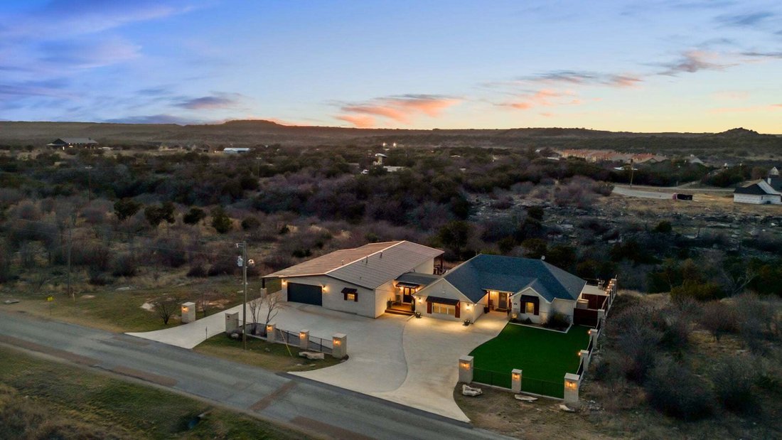 House in Graford, Texas, United States 4 - 17226631