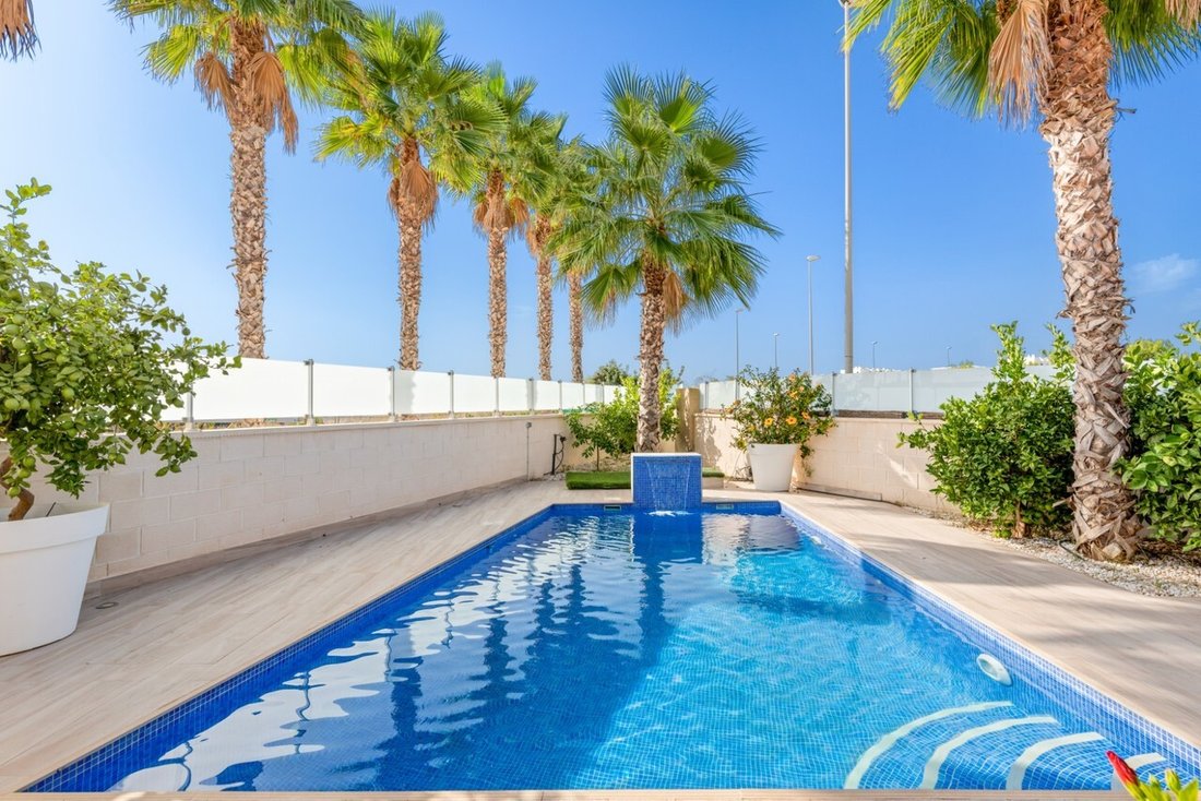 Villa in Cabo Roig, Orihuela, Valencian Community 3 - 17223973