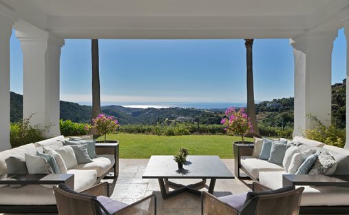 Villa in Benahavis, Andalusia, Spain 1