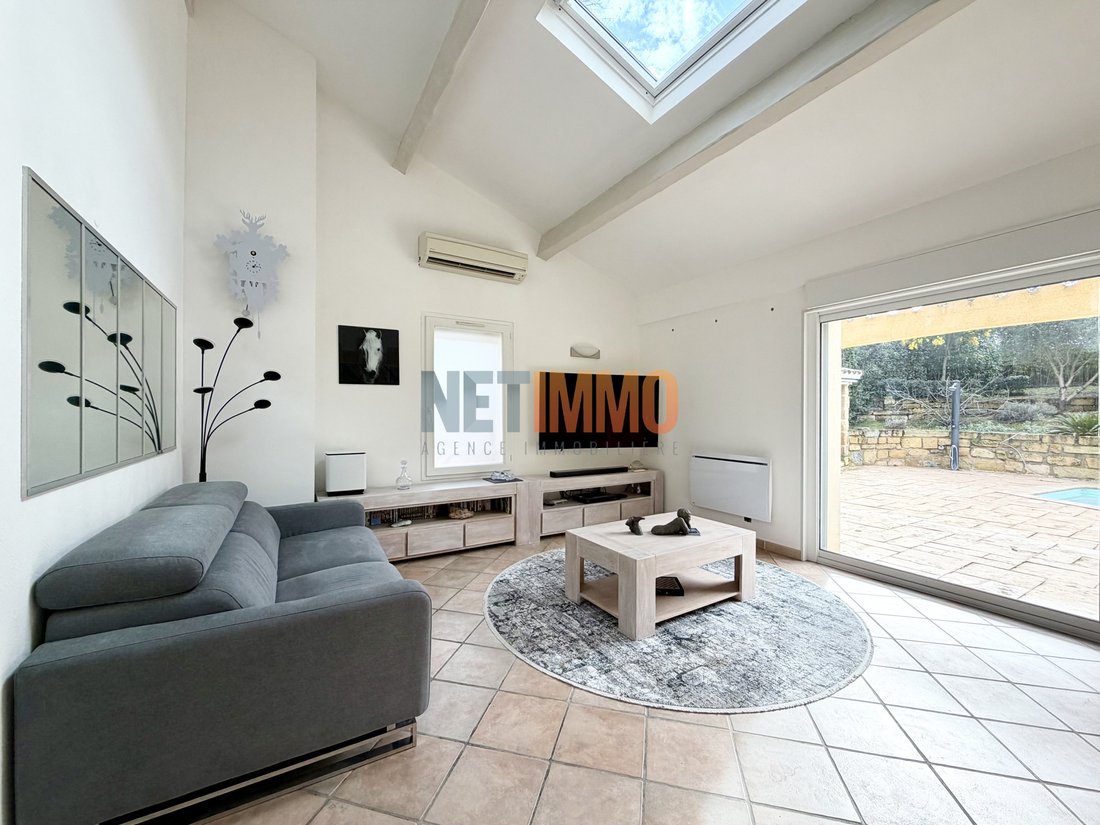 House in Centre Ville, Vauvert, France 3 - 17225399