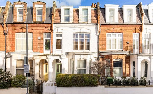 House in Hurlingham, Hammersmith and Fulham, England 1