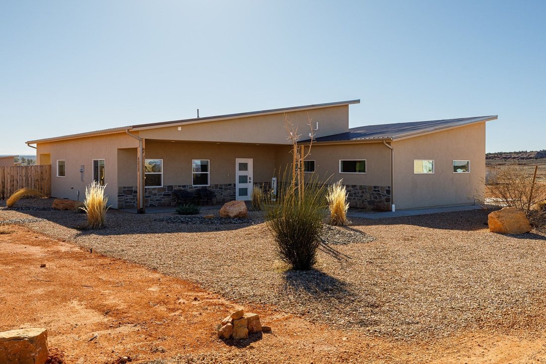 House in Kanab, Utah, United States 1 - 17223394