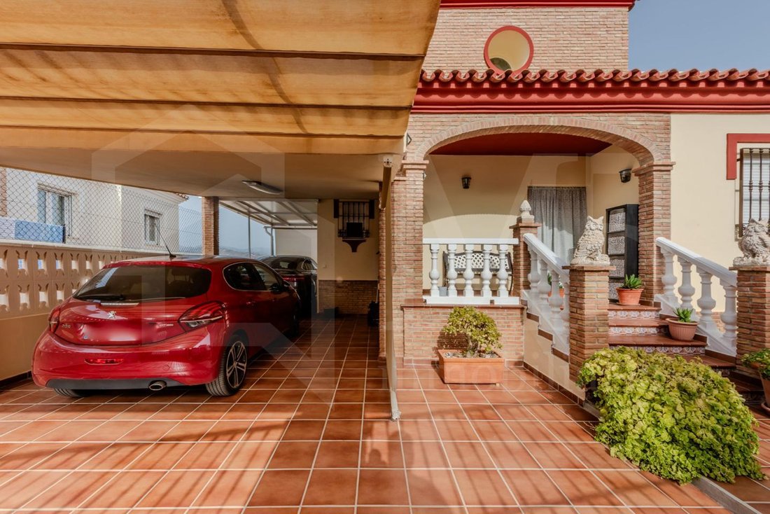 Villa in Torre del Mar, Velez-Malaga, Andalusia 1 - 16069199