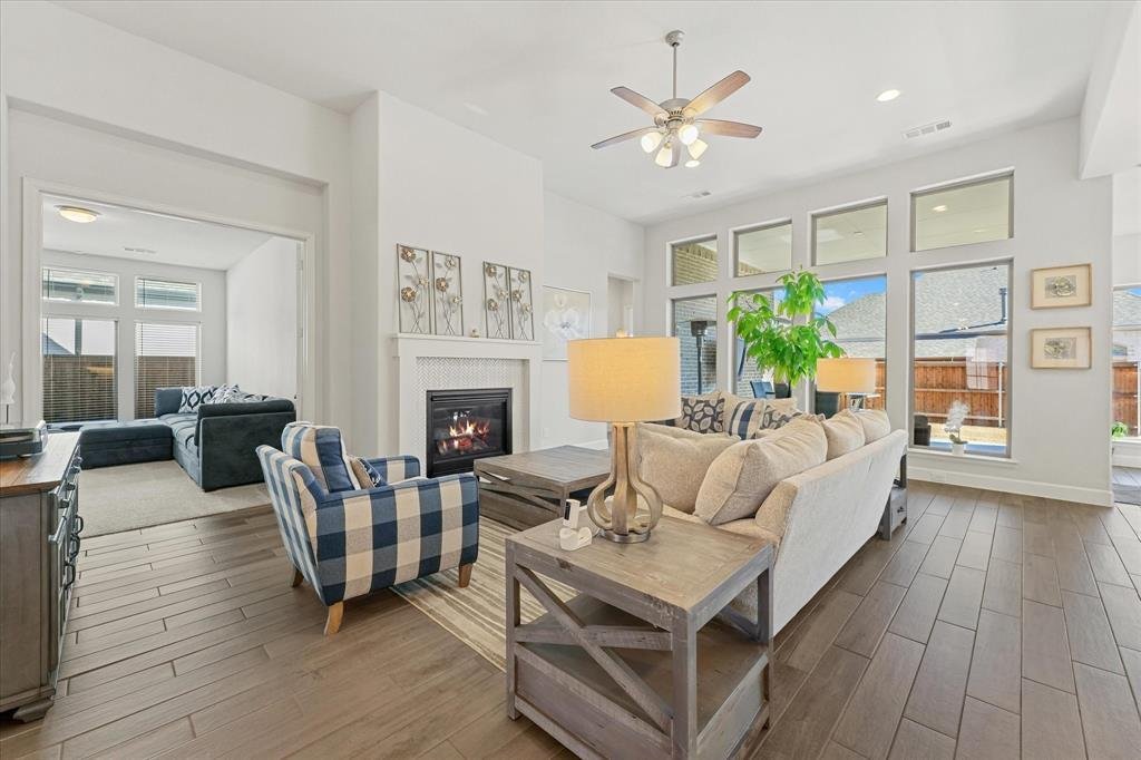 House in Little Elm, Texas, United States 4 - 17232986