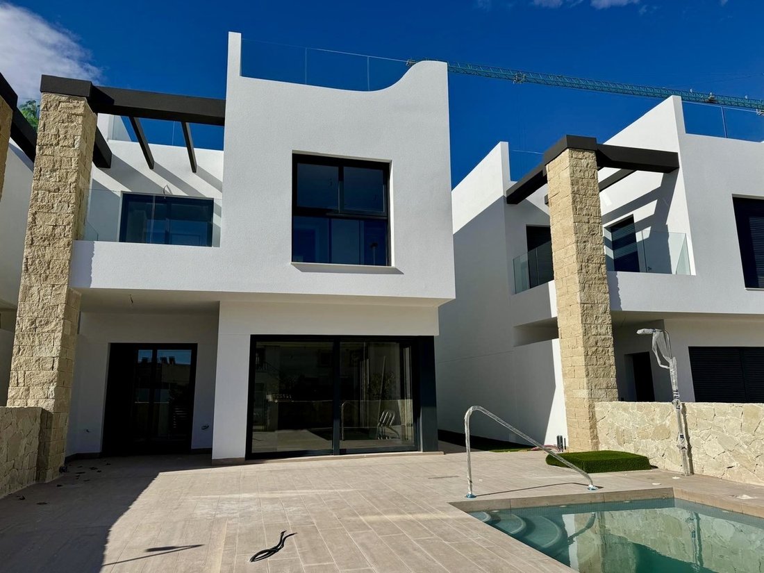 Apartment in Pilar de la Horadada, Valencian Community, Spain 1 - 17224032