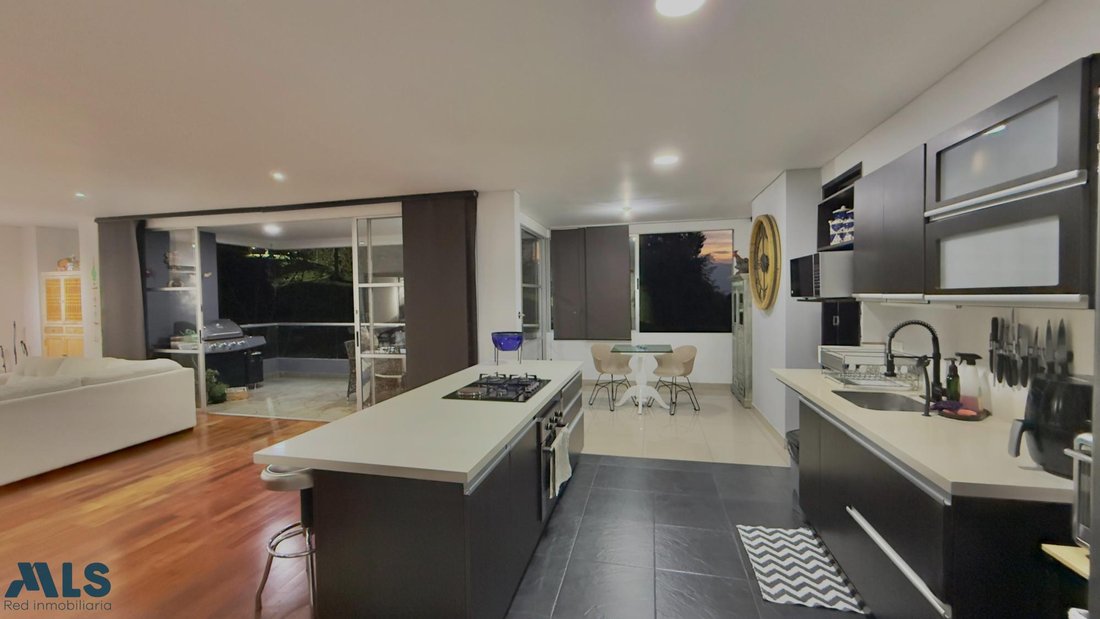 Apartment in Medellín, Antioquia, Colombia 3 - 17227061