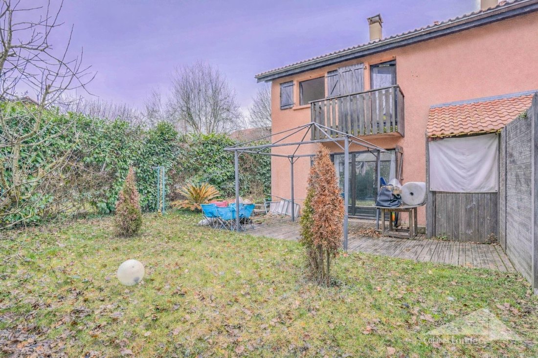 House in Ferney-Voltaire, Auvergne-Rhône-Alpes, France 1 - 17229228