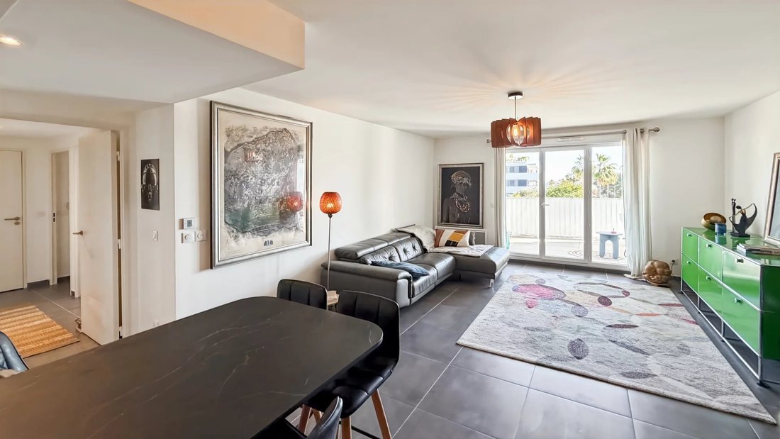 Apartment in Vaug, Villeneuve-Loubet, France 4 - 17228757