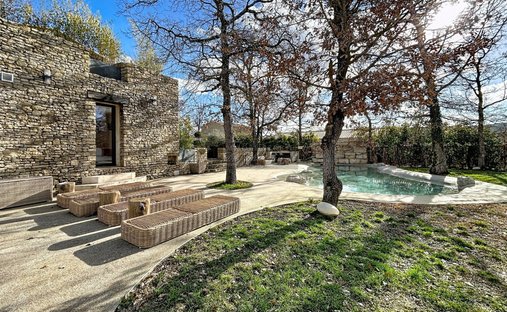 House in Gordes, Provence-Alpes-Côte d'Azur, France 1